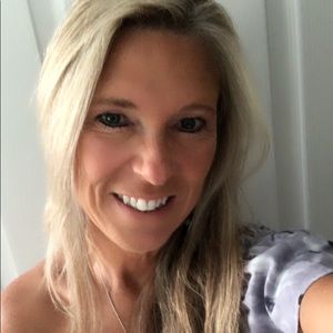 Meet your Posher, Christy